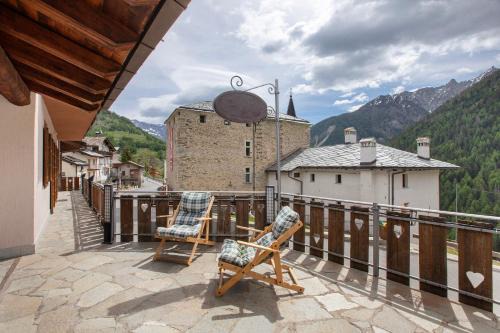 Saint-Leonard Casa | La Vieille Cloche