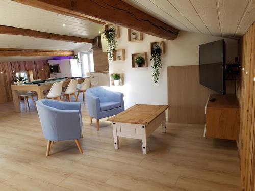 Aubiere Apartamento | La Vigne d'Aubière, Spa/Balnéo, Billard,Lit 2mx2m