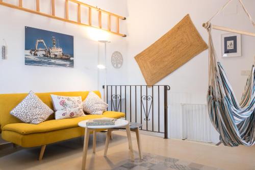 Centro histórico Apartamento | La Vila Feliz, gemütliche private Duplex-Ferienwohnung im typischen Fischerhaus mit fantastischem Meerblick