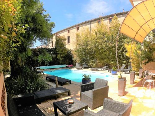 Carcassonne Cama Y Desayuno | La Villa Carcassonne, Chambres d hôtes, B&B, face à la Cité Médiévale