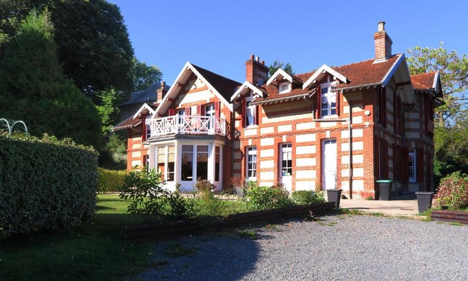 Cricqueboeuf Cama Y Desayuno | La Villa des Rosiers