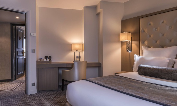 Ternes Hotel | La Villa des Ternes Hotel