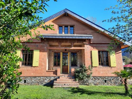 Bagneres-de-Luchon Casa | La VILLA Luchonaise