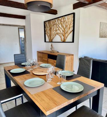 Istres Casa | La Villa Romana - Spacieux, Confortable et Centrale