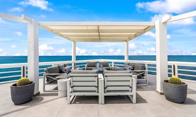 Pelican Key Villa | La Villa Salée in Pelican by Personal Villas - Casual Elegance, Relaxation and C