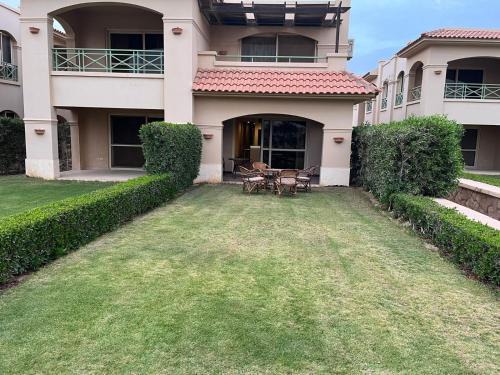 Ras Sudar Chalet De Esquí | La vista topaz