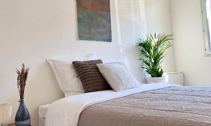 Provins Apartamento | La Voulzie Appartement - Proche centre avec parking privé