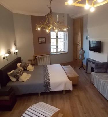 Commercy Casa | La Vue De Château