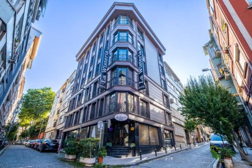 Cumhuriyet Hotel | La Wisteria Boutique Hotel Istanbul