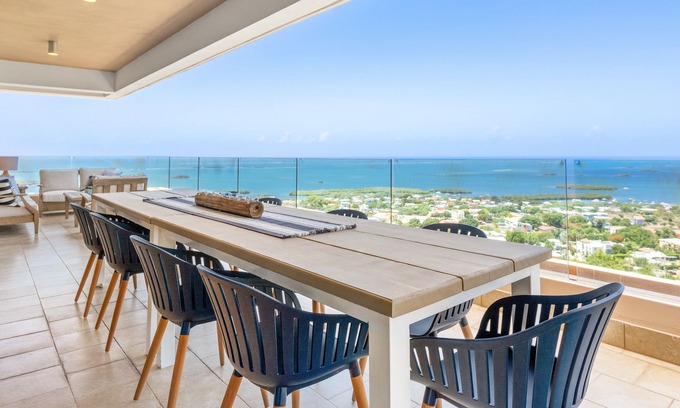 Lajas Apartamento | La Zima | Exotic luxury apartment with stellar views!