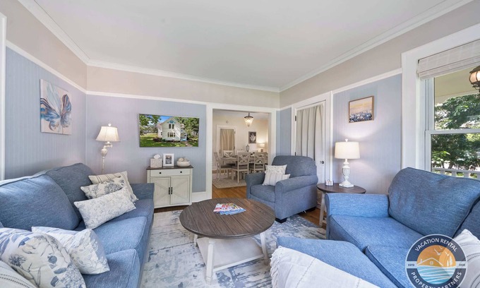 Williams Bay Casa | LaBelle Blue Haven Relaxing Williams Bay Getaway!