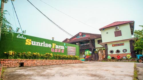 Segamat Casa | LABIS SUNRISE FARM STAY