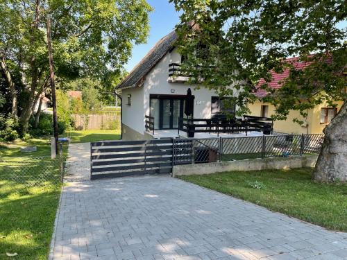 Balatonszemes Casa | LaBoum Balatonszemes