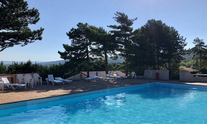 Durfort Apartamento | Lac de St Ferréol, pleasant garden level