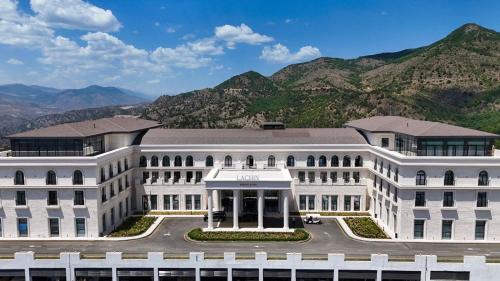 Sus Hotel | Lachin Resort & SPA