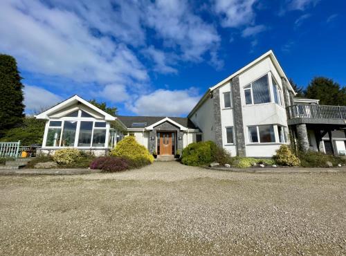 Dungarvan Casa | Lackandarralodge large 5BR entire house sleeps14!