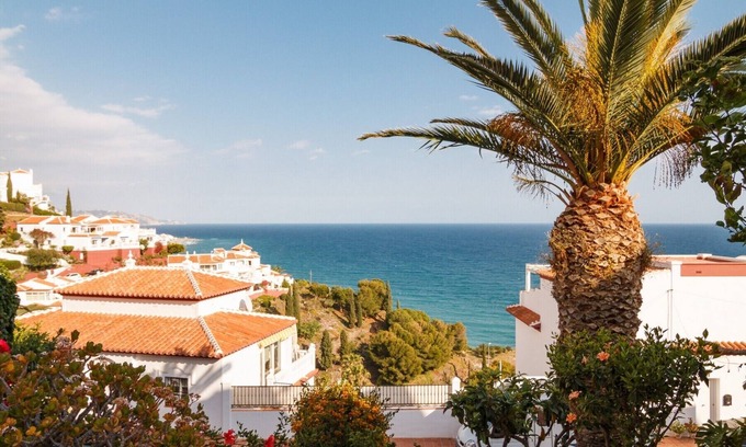 Urbanización Ladera del Mar Villa | Ladera del Mar 32 by Casasol