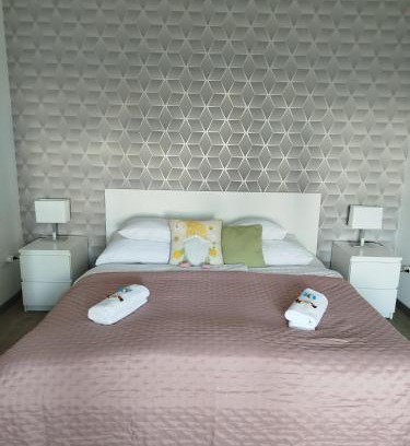 Istvanmezo Apartamento | Lady Mabel's apartment near to Aréna, Puskás Stadion and City Park, with Guarded Parking place