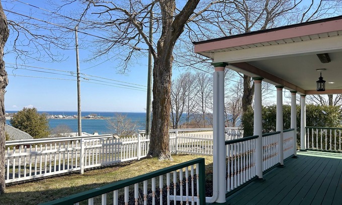St Ignace Casa | Lady Mary Angeline en St Ignace, MI