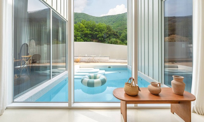 Gyeongju Casa | Laetari Pension, Gyeongju