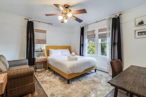 Freetown - Port Rico Casa | Lafayette Private Room-shared Kitchen free and Parking