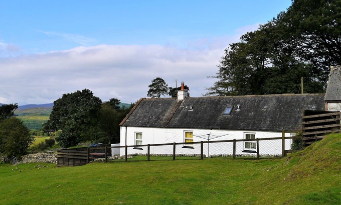 Castle Douglas Cabaña | Laghead Steading Cottage - una cabaña con capacidad para 4 personas en 2 habitaciones