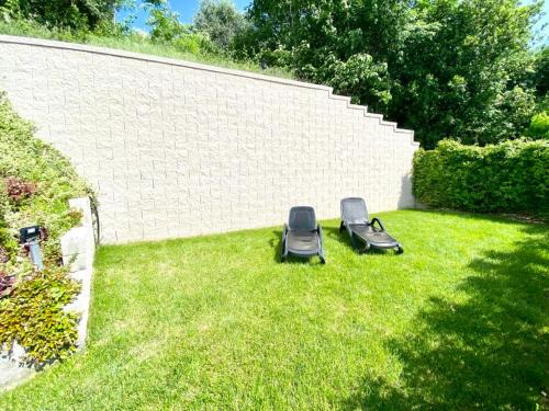 Pastrengo Apartamento | Lago 21 - Garden Terrace & Lake view
