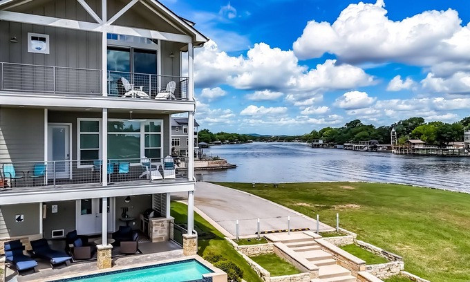 Kingsland Casa | Lago Bonito - Waterfront w/Private Pool - Lake Views from All Rooms
