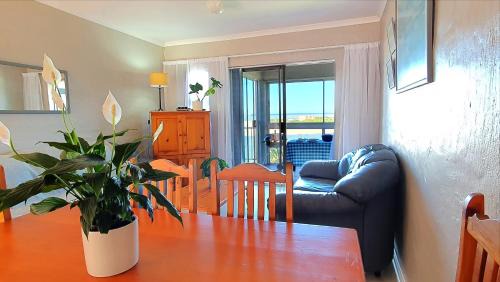 Aston Bay Apartamento | Lagoon & Ocean View Retreat