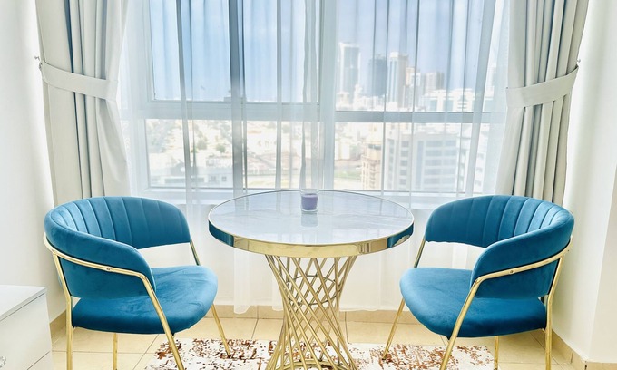 Al Khan Apartamento | lagoon view - 1BHK entire apartment
