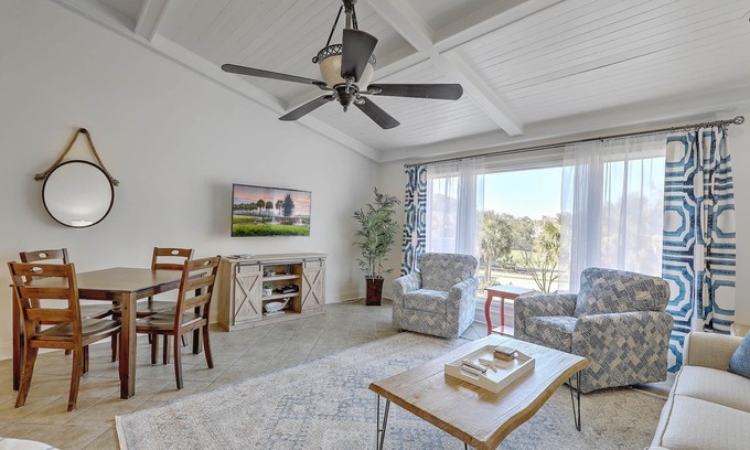 Isle of Palms Villa | ¡Lujo en Lagoon Villas! Centro de dunas salvajes! Cerca de la playa, golf y restaurantes.