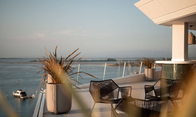 Grado Historic Centre Hotel | Laguna Faro Suites - Adults Only & Free Beach