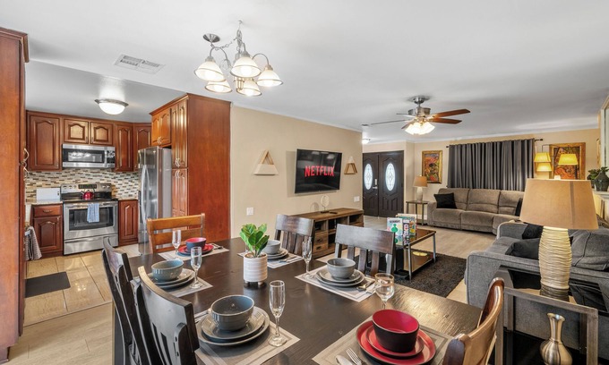 Laguna Hills Casa | Laguna Hills Home Near Beach w/ Massage Recliners, Fire Pit, Game Room & 70" TV