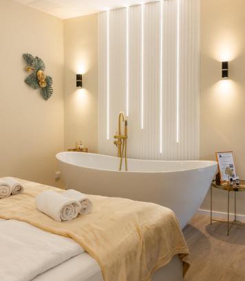 Mosonmagyarovar Apartamento | Laguna - Romantic Apartment with Bathtub & Infrared Sauna near Flexum Thermal Spa