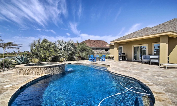 Laguna Vista Casa | ¡NUEVO! Laguna Vista Golf Home con piscina, spa y privacidad