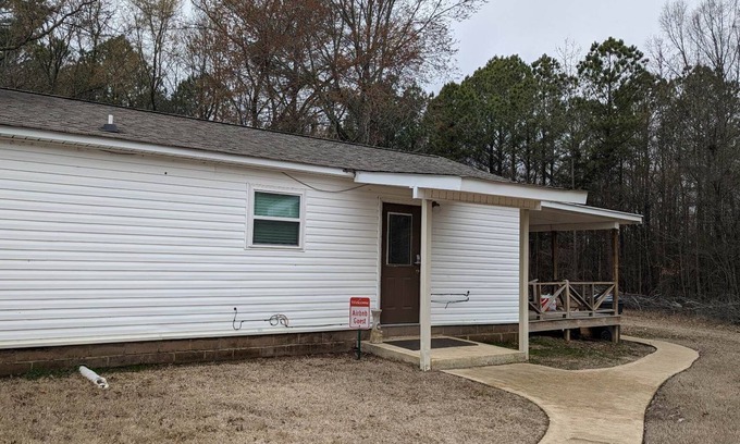 Jonesboro Casa | Laidback home for laidback people