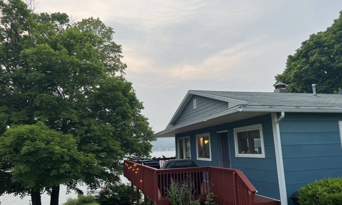 Penn Yan Casa | "Lair at the Lake" House Right on Keuka Lake