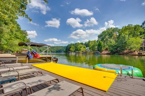 Waleska Casa | Lake Access Waleska House with Floating Dock!