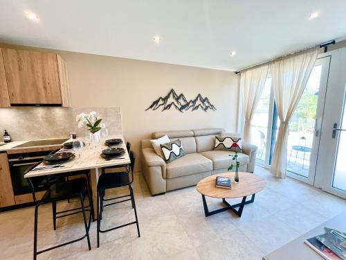 Neuchatel Apartamento | Lake and Trail, Free Parking, Near Nature and City