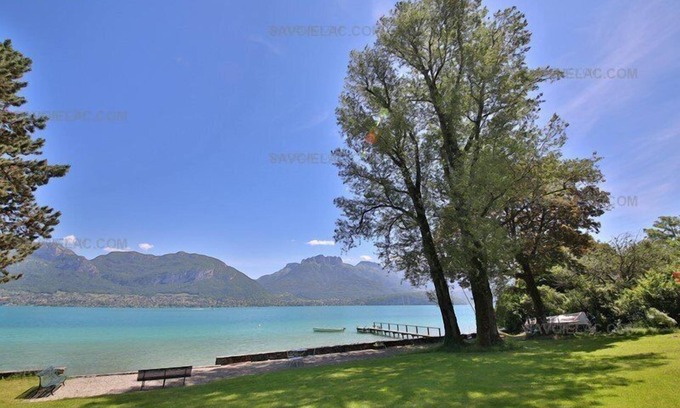 Sevrier Casa | Lake Annecy - Waterfront Villa in Sévrier