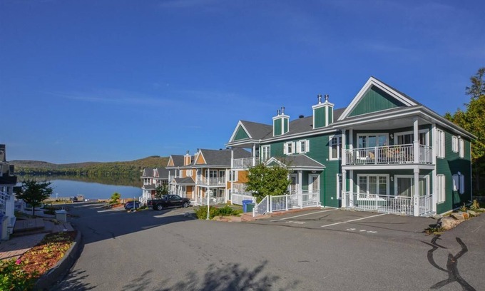 Saint Donat Condominio | Lake Archambault Condo 316