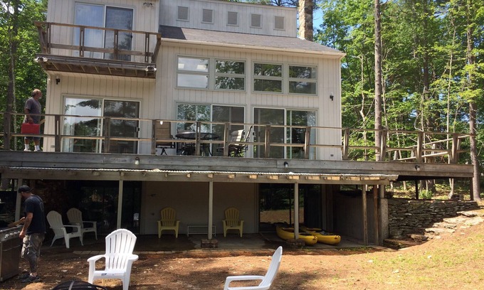 Lake Arrowhead Casa | Lake Arrowhead, Lake Front, Open Concept House, North Waterboro, ME