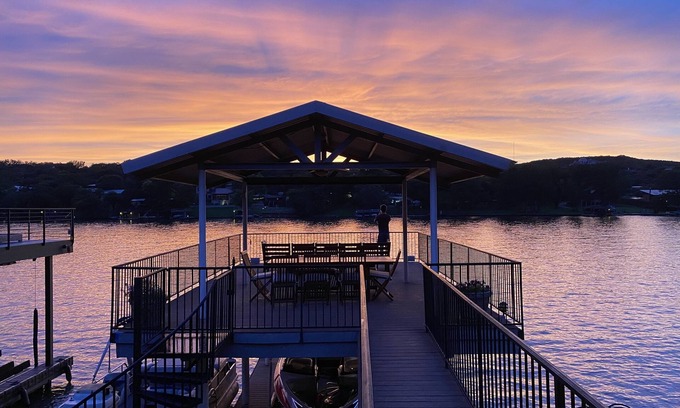 Rivercrest Casa | Lake Austin Waterfront Home