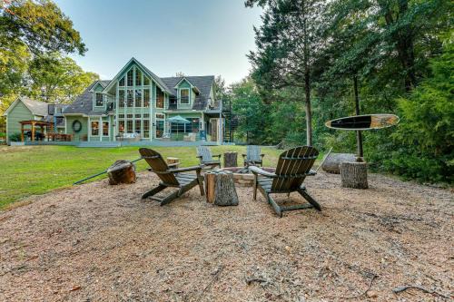 Gober Casa | Lake Bonham Home Epic Family Getaway!