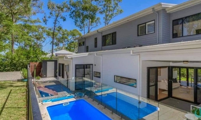 Murrays Beach Casa | Lake Breeze - bushland escape, with plunge pool