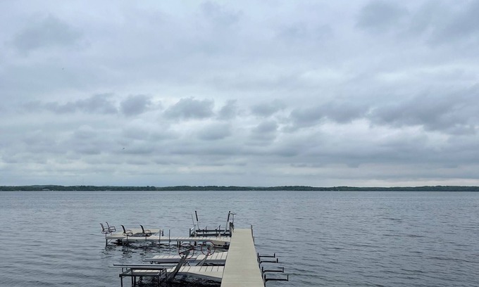 Detroit Lakes Cabina | Lake Cabin