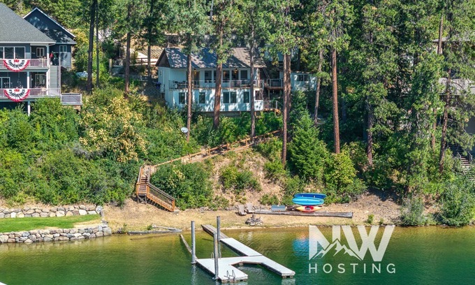 Coeur d'Alene Casa | Lake CDA: Soak, Paddle, Dock & Unwind