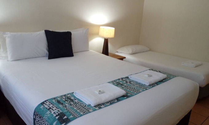 Cairns Central Business District Hotel | Lake Central