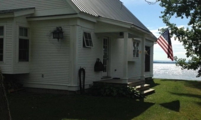 Alburg Cabaña | LAGO CHAMPLAIN COTTAGE CONTEMPOARIO ESPECIAL