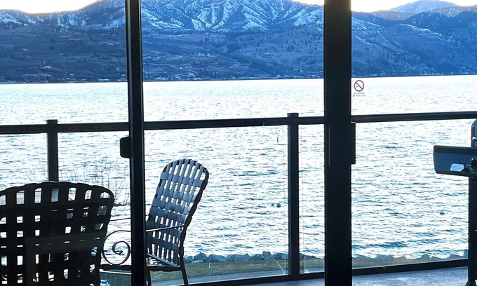 Chelan Complejo | Lake Chelan Shores Lakefront Condo